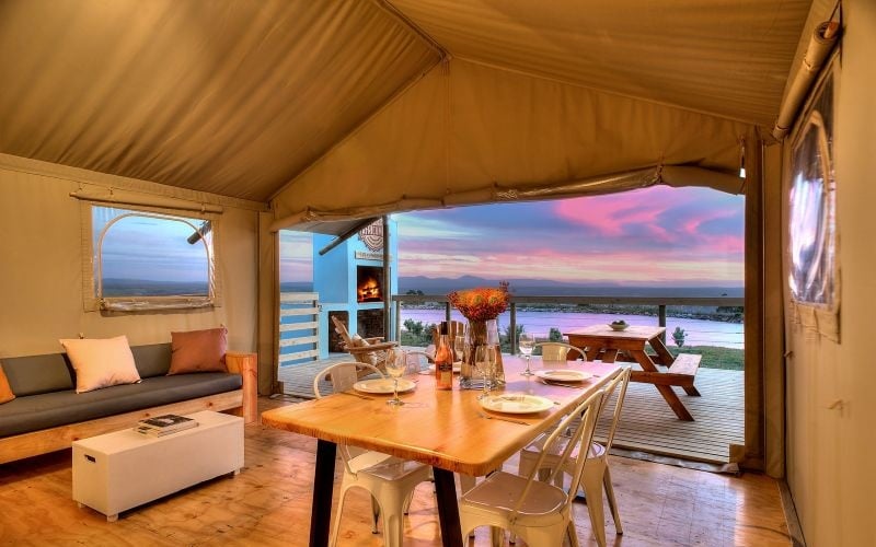 AfriCamps-StanfordHills-Lounge